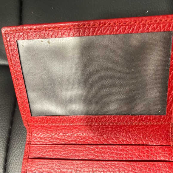Gucci Leather Card Holder w/ ID placement - Picture 5 of 10